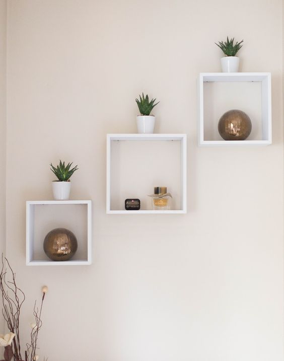 Classic White Square Shape Wall Racks (Set of 3)