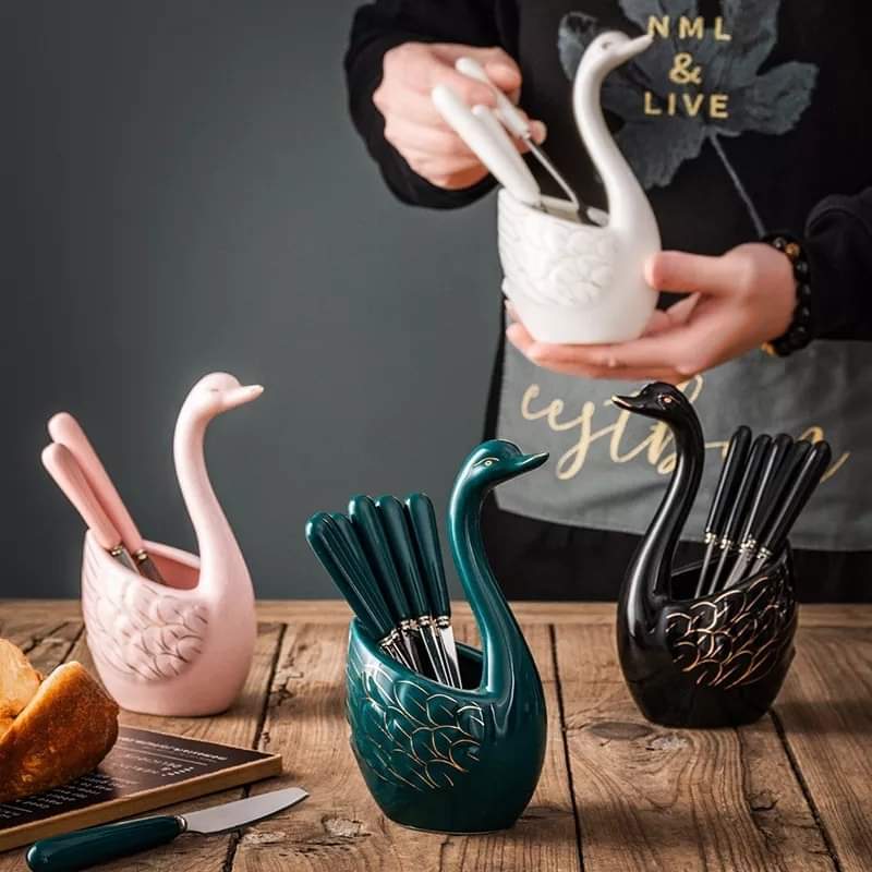 CERAMIC SWAN SPOON SET