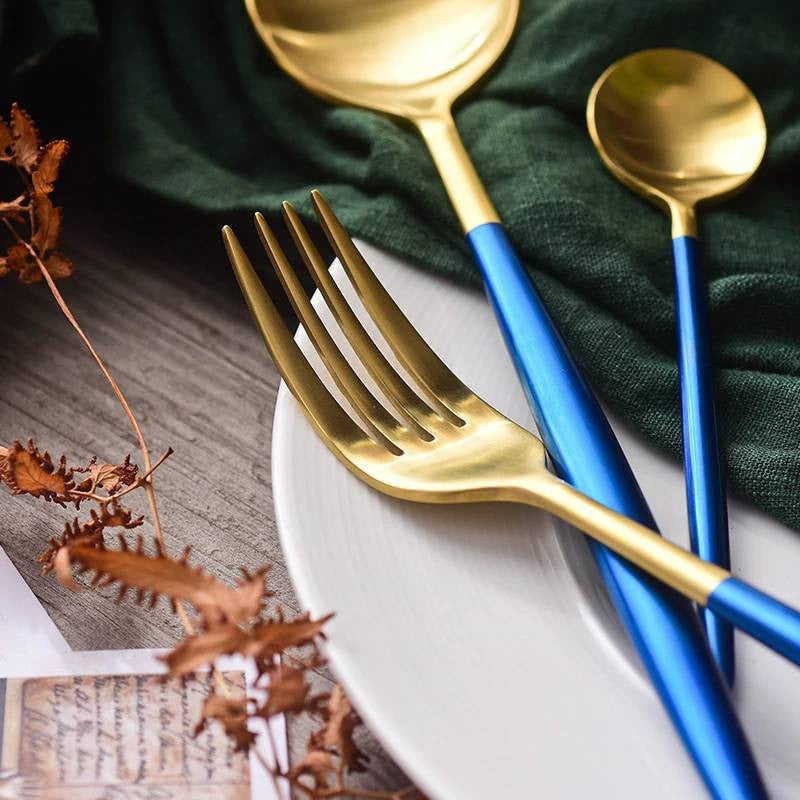 Luxury Blue & Golden Flatware Cutlery Set (4pcs)