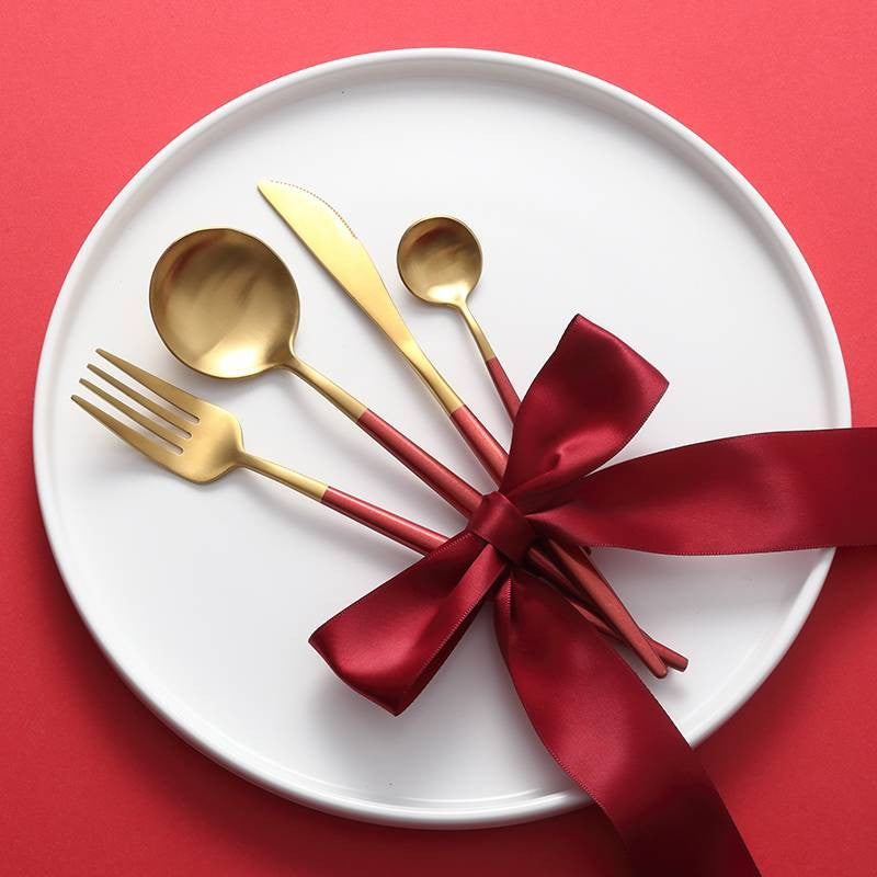 Luxury Red & Golden Flatware Cutlery Set (4pcs)