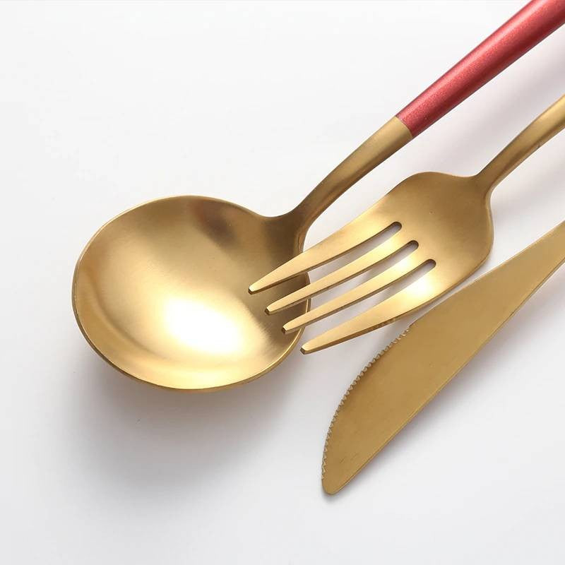 Luxury Red & Golden Flatware Cutlery Set (4pcs)