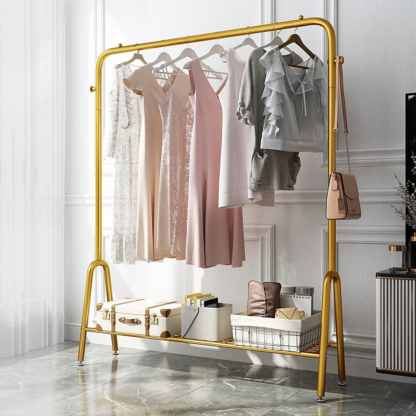 Luxurious Golden Clothes Hanging  Rack