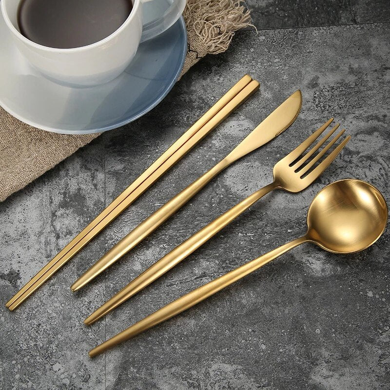 Luxury Pure Golden Flatware Cutlery Set (24pcs)